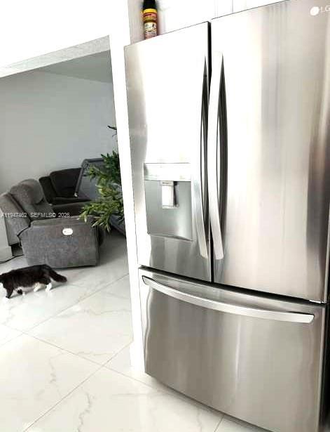 14200 Carver Dr Miami, FL 33176