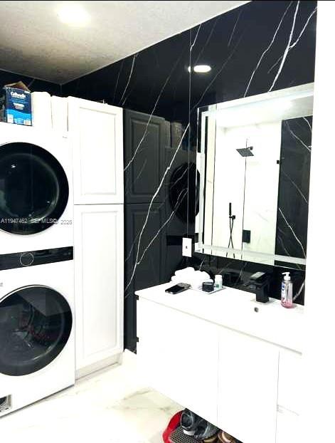 14200 Carver Dr Miami, FL 33176