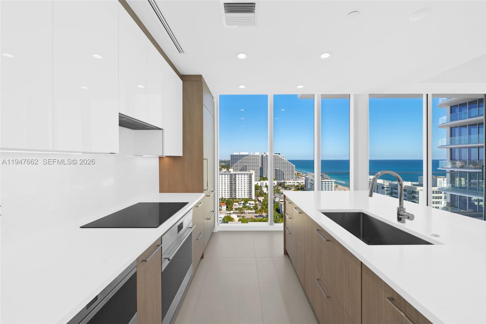 153 N Seabreeze Blvd #1905 Fort Lauderdale, FL 33304