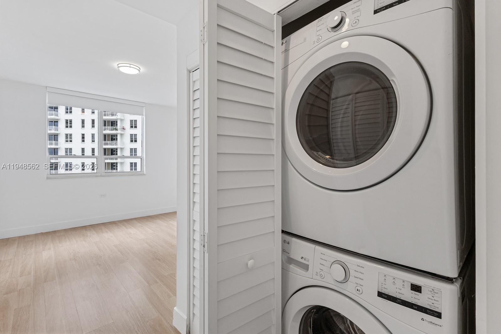 image Courts Brickell Key14