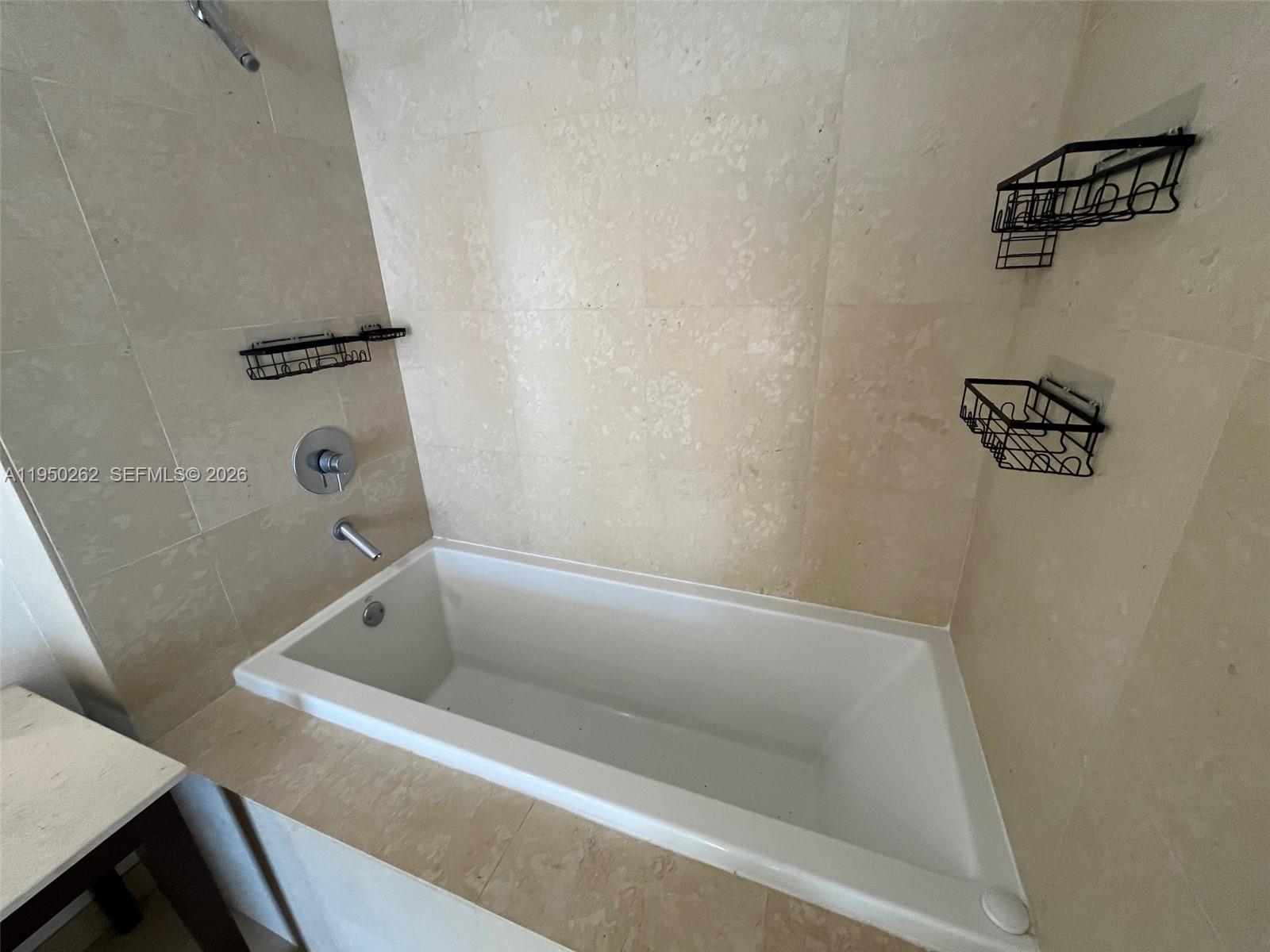 image Icon Brickell II6