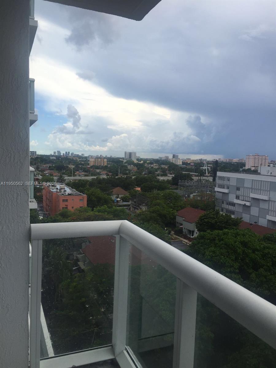 1861 NW S Riv Dr #1002 Miami, FL 33125