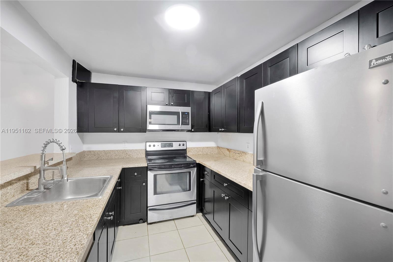 4221 NW 19th St #289