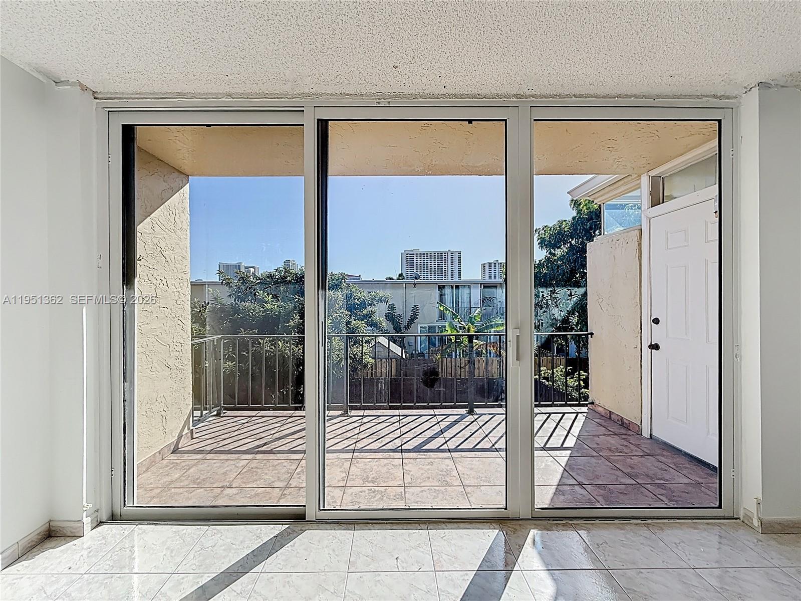 2412 NE 11th St #160 Hallandale Beach, FL 33009