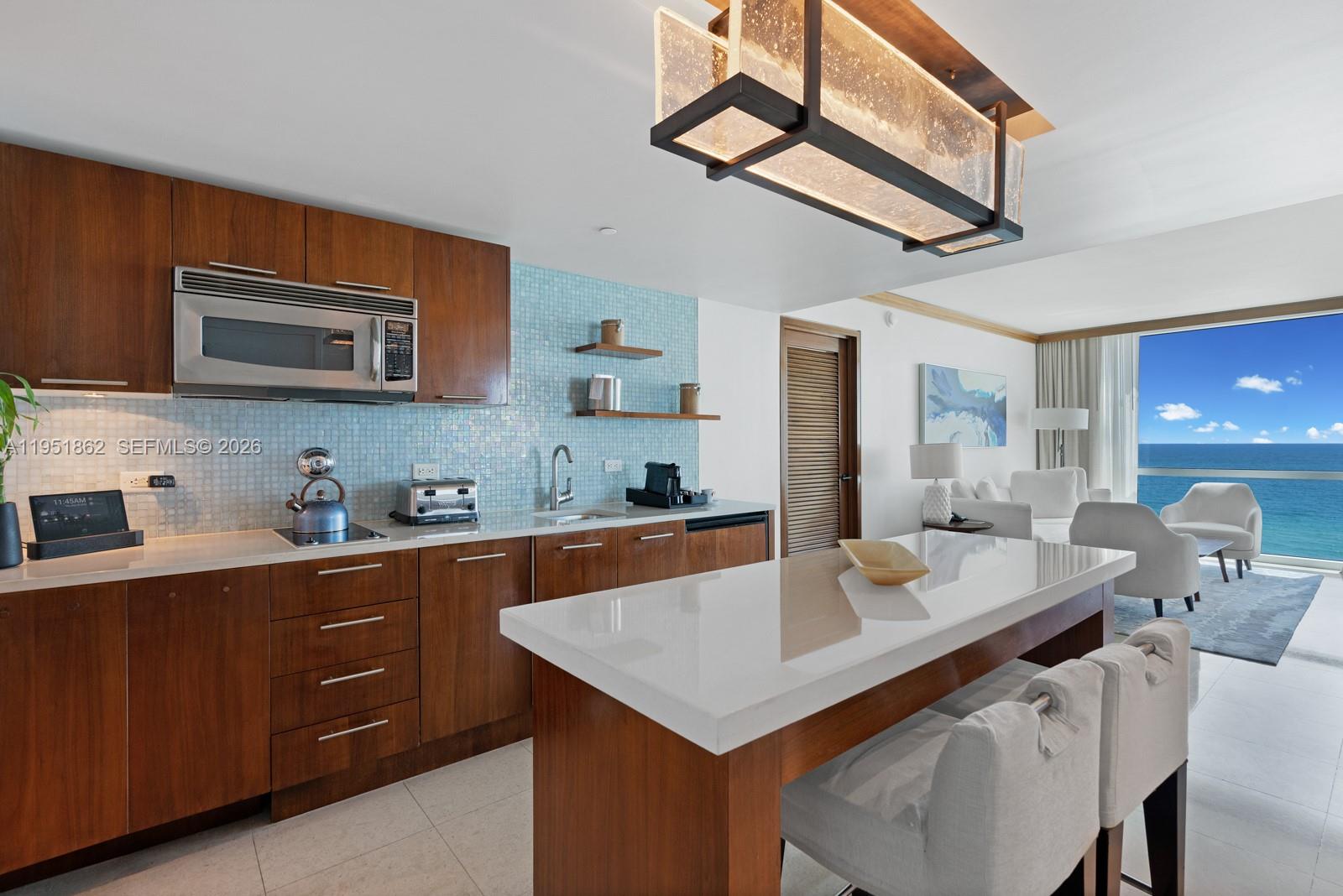 6801 Collins Ave #705 Miami Beach, FL 33141