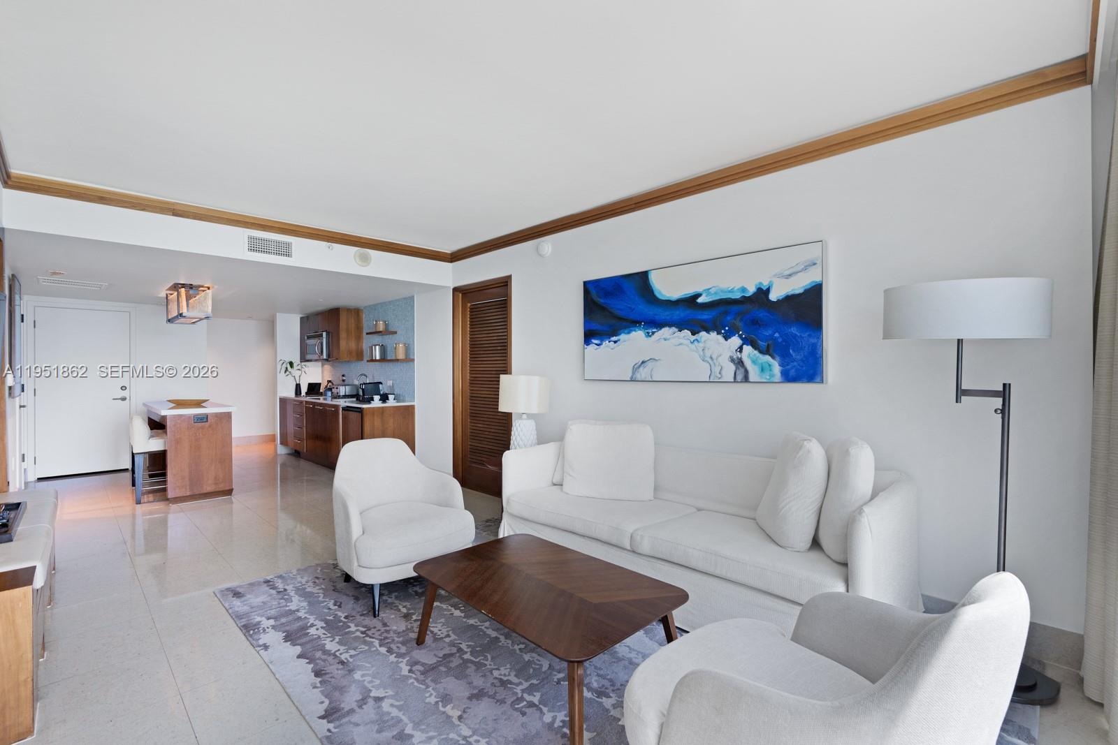 6801 Collins Ave #705 Miami Beach, FL 33141