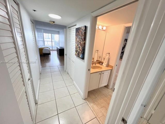 1717 N Bayshore Dr #A-1450 Miami, FL 33132