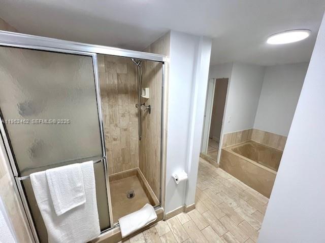 1717 N Bayshore Dr #A-1450 Miami, FL 33132