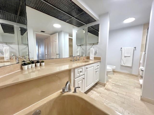 1717 N Bayshore Dr #A-1450 Miami, FL 33132