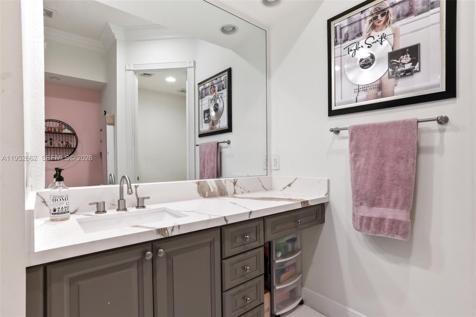 10502 Kestrel St Plantation, FL 33324