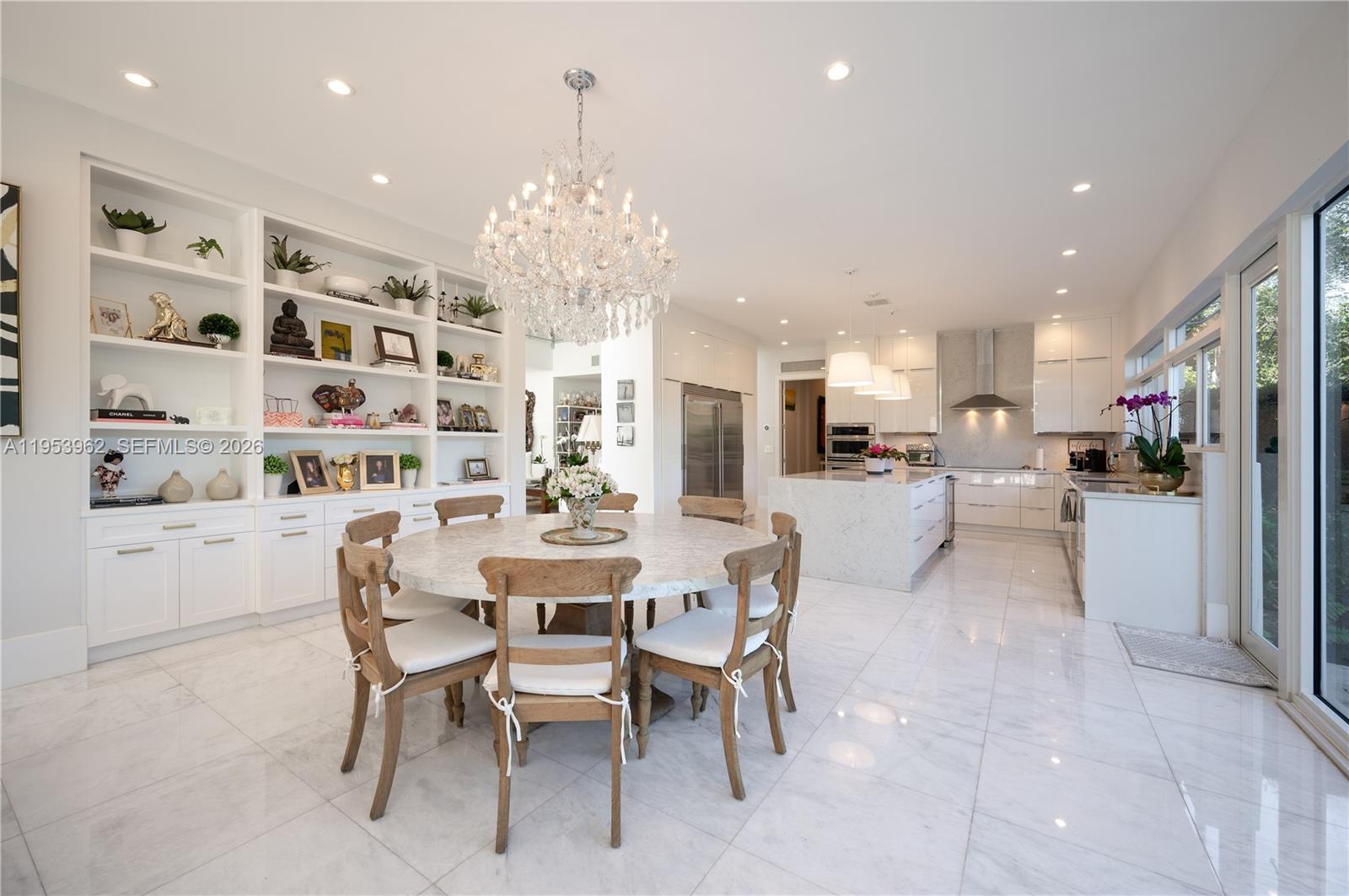 6355 SW 114th St #- Pinecrest, FL 33156