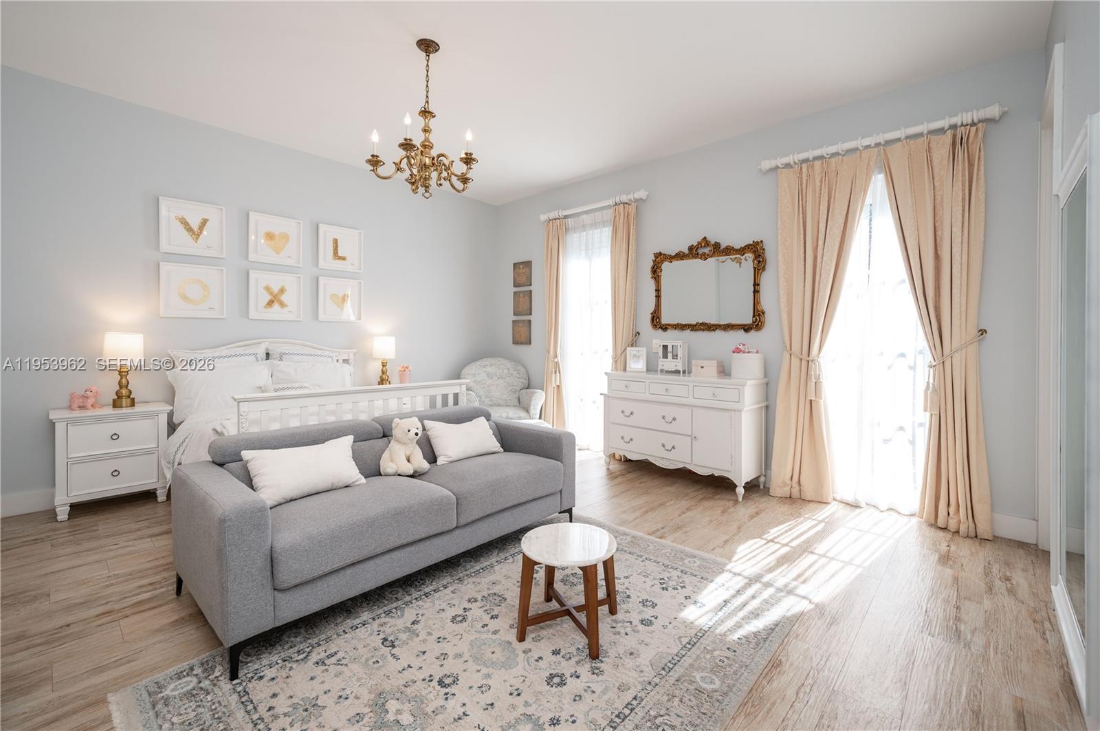 6355 SW 114th St #- Pinecrest, FL 33156