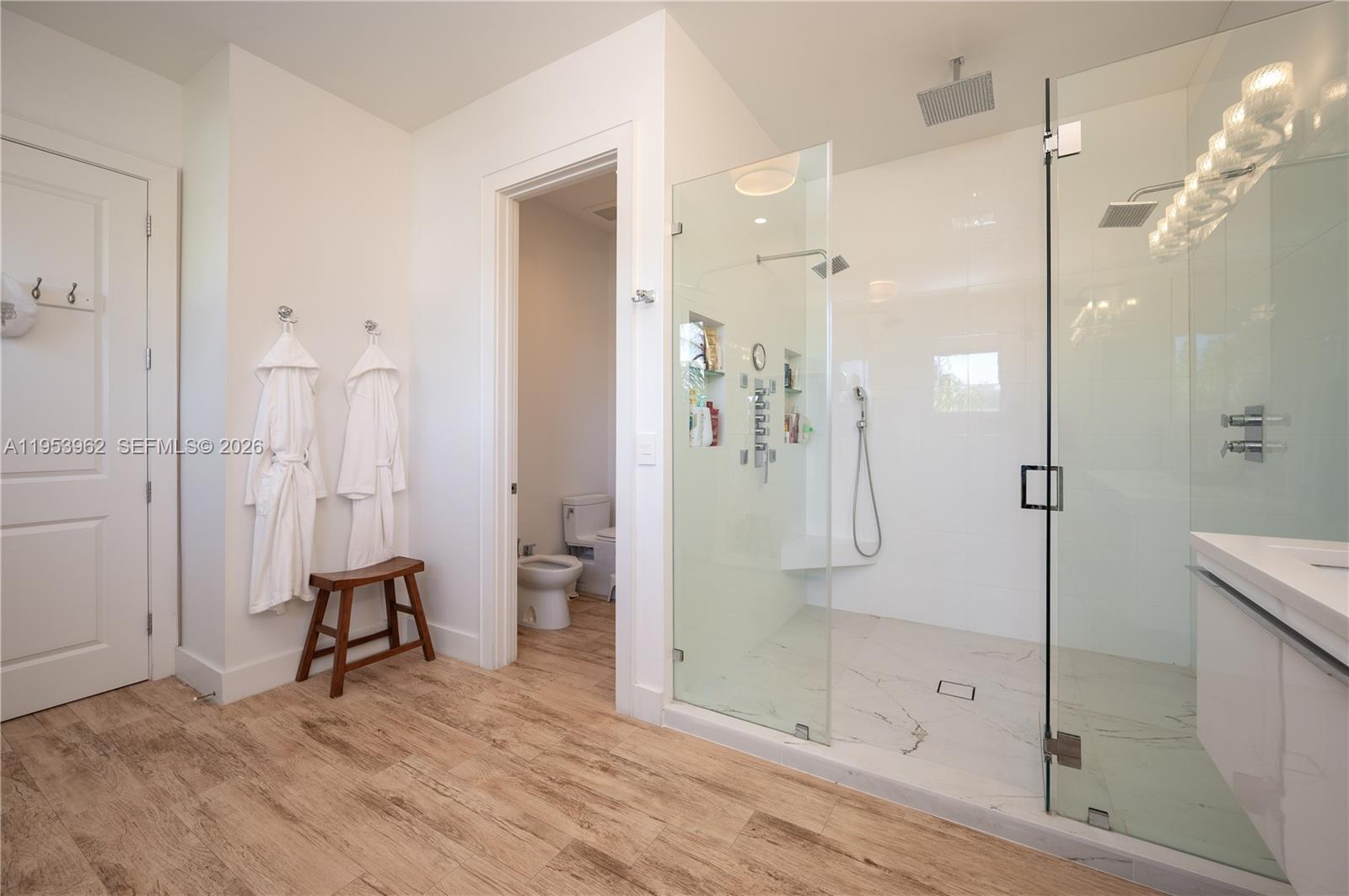 6355 SW 114th St #- Pinecrest, FL 33156