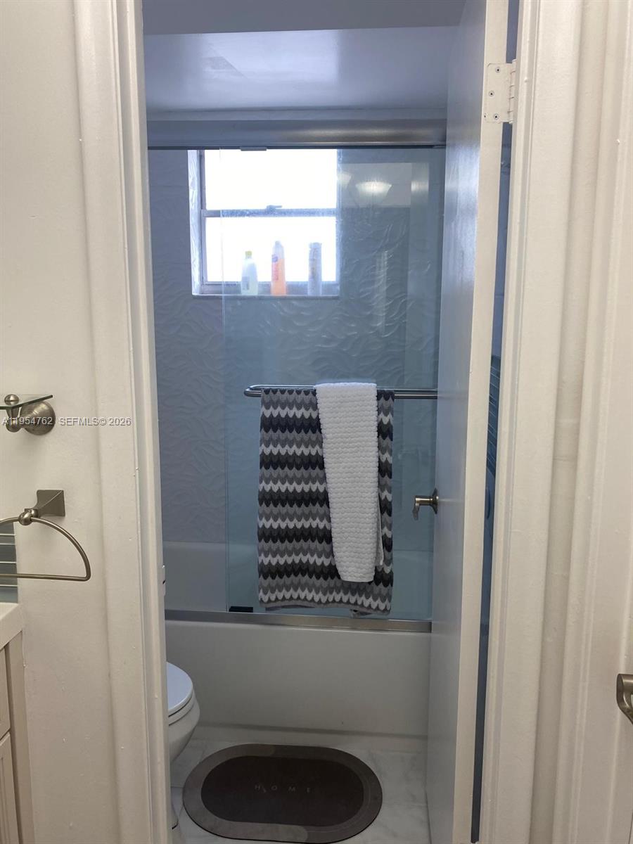 16750 NE 10th Ave #214 North Miami Beach, FL 33162