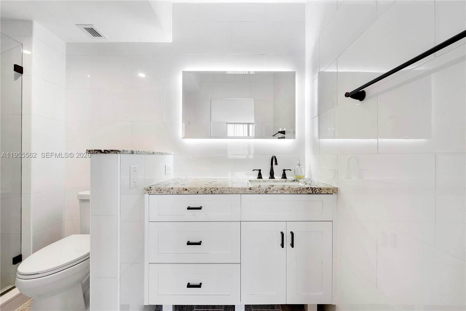 2639 N Riverside Dr #806 Pompano Beach, FL 33062