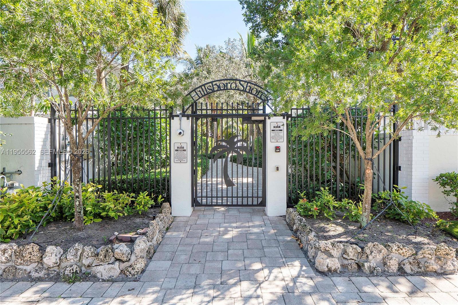 2639 N Riverside Dr #806 Pompano Beach, FL 33062