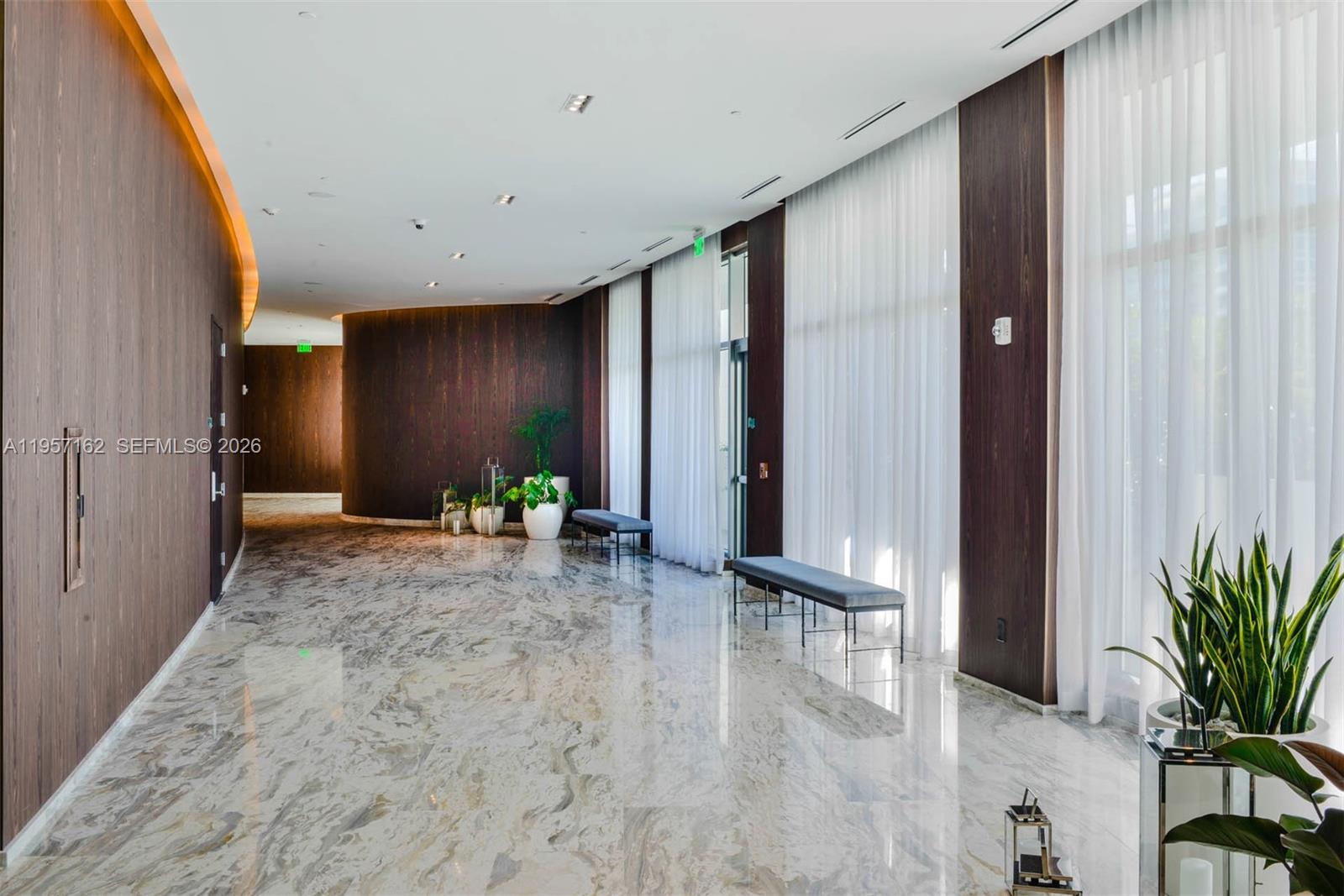 image Echo Aventura43