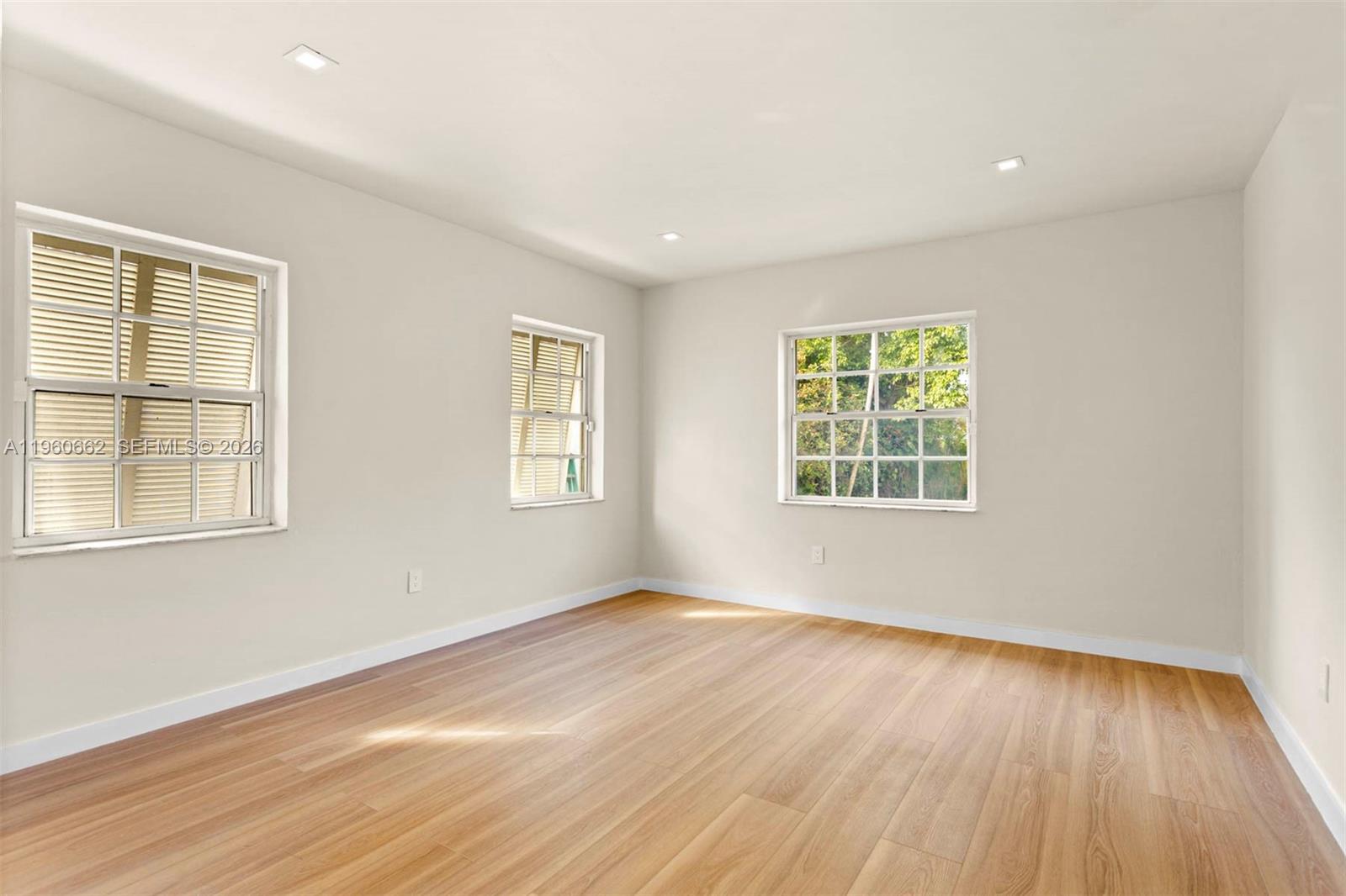 9132 Froude Ave Surfside, FL 33154