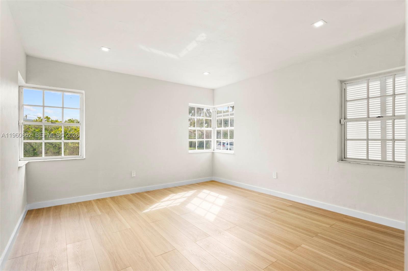 9132 Froude Ave Surfside, FL 33154