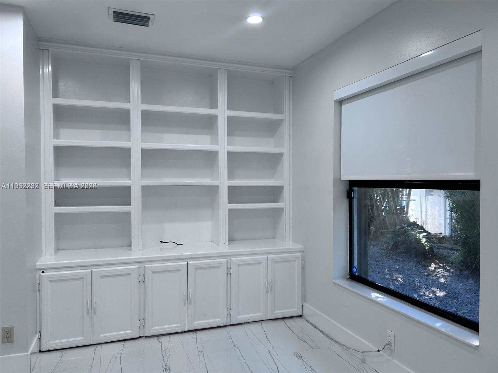 2560 Calamondin Cir Coconut Creek, FL 33063