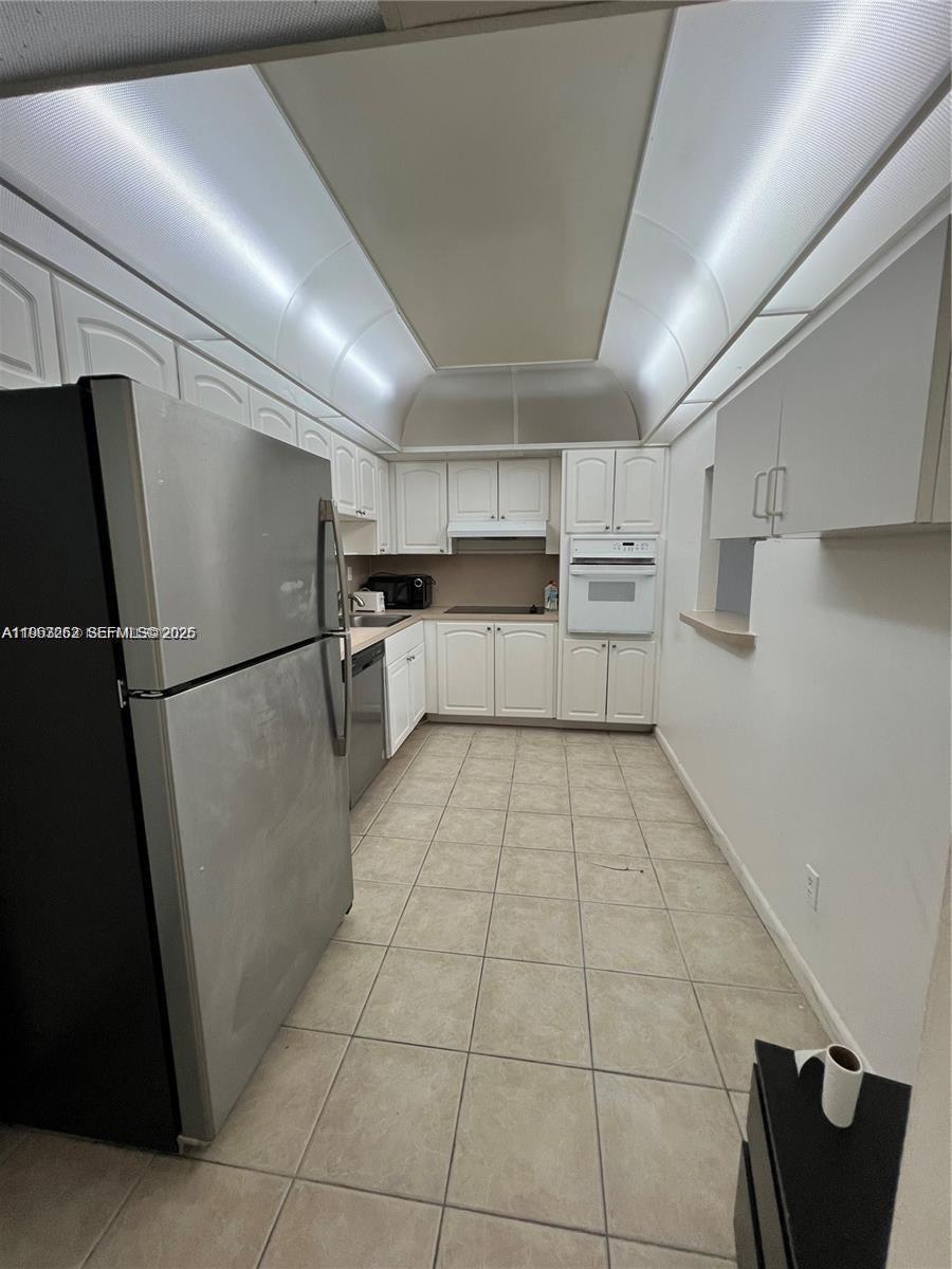 19380 Collins Ave #418 Sunny Isles Beach, FL 33160