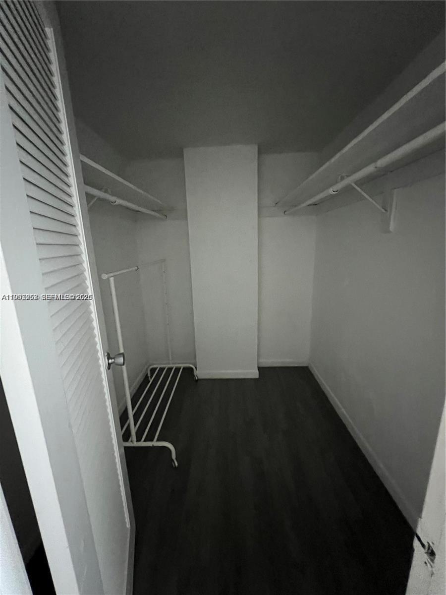 19380 Collins Ave #418 Sunny Isles Beach, FL 33160