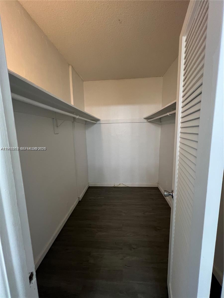 19380 Collins Ave #418 Sunny Isles Beach, FL 33160