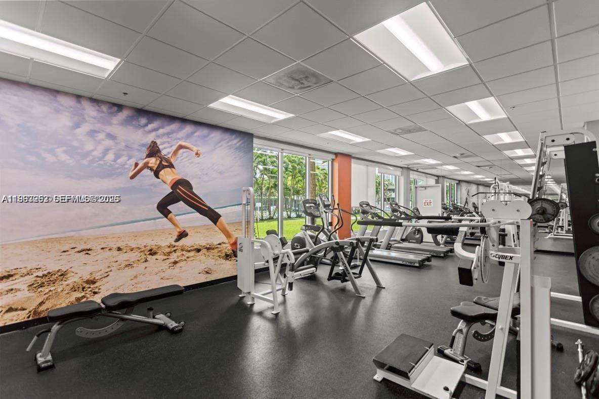 19380 Collins Ave #418 Sunny Isles Beach, FL 33160