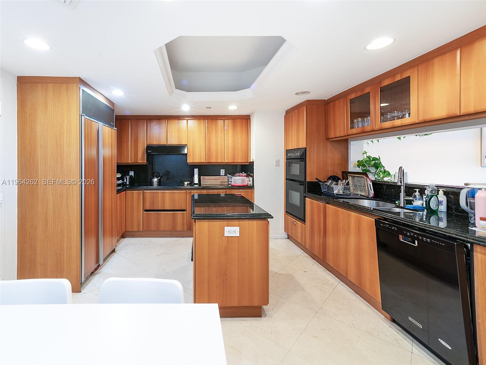 9595 Collins Ave #N5-G Surfside, FL 33154