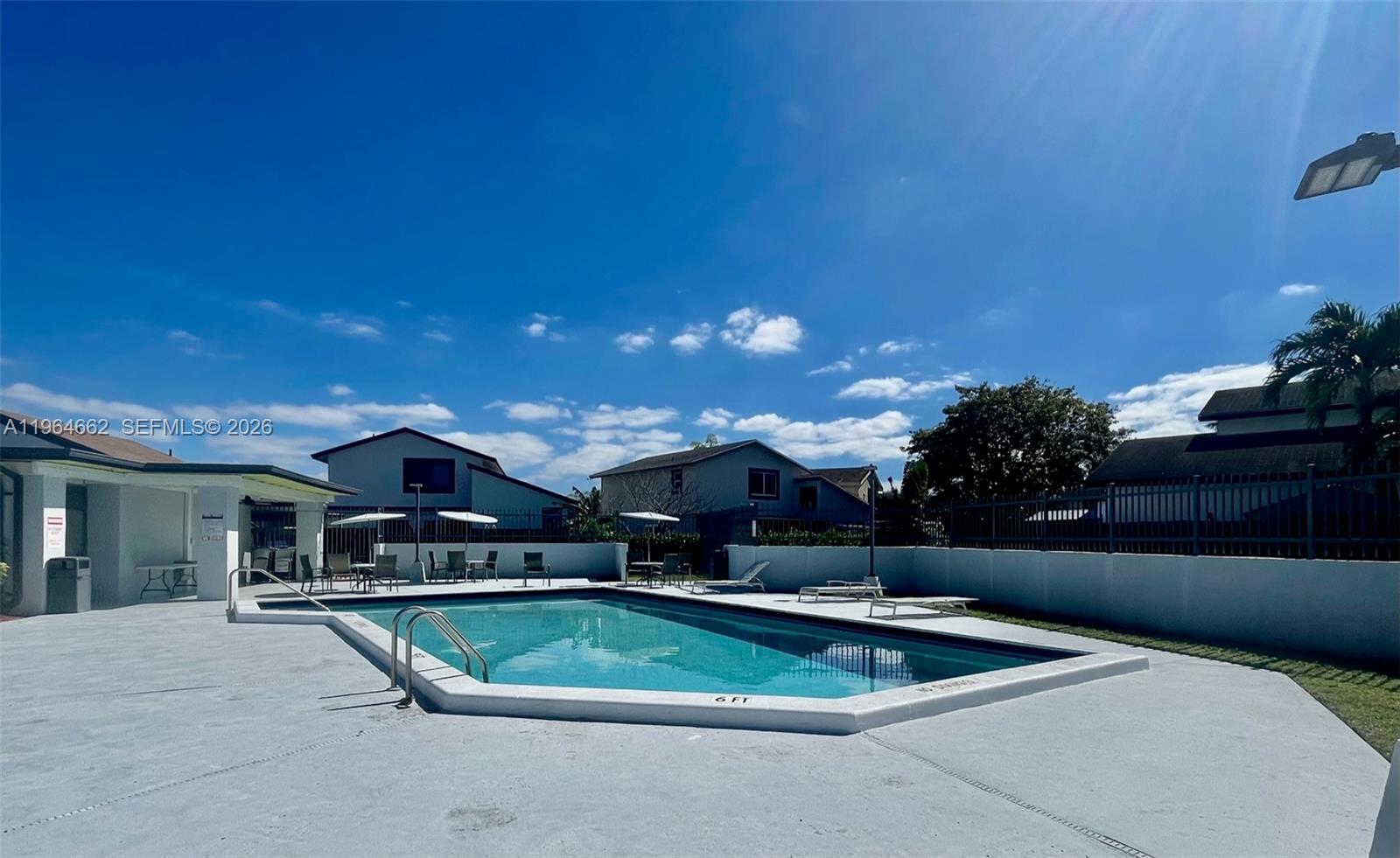 922 NW 106th Ave Cir #922 Miami, FL 33172