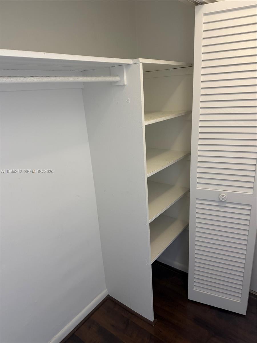 image Mirador 1000 (South Tower)10