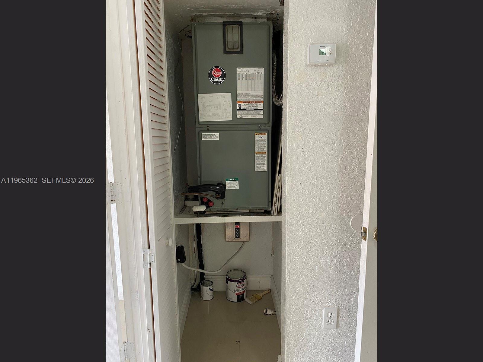 8031 NW 8th St #17 Miami, FL 33126