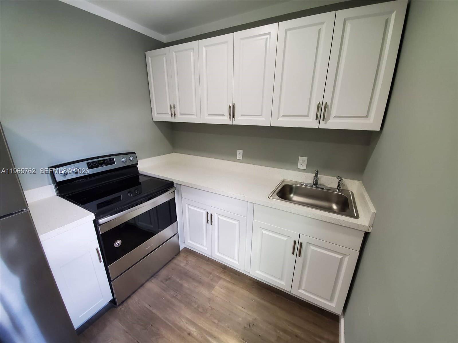 2425 NW 28th St Miami, FL 33142