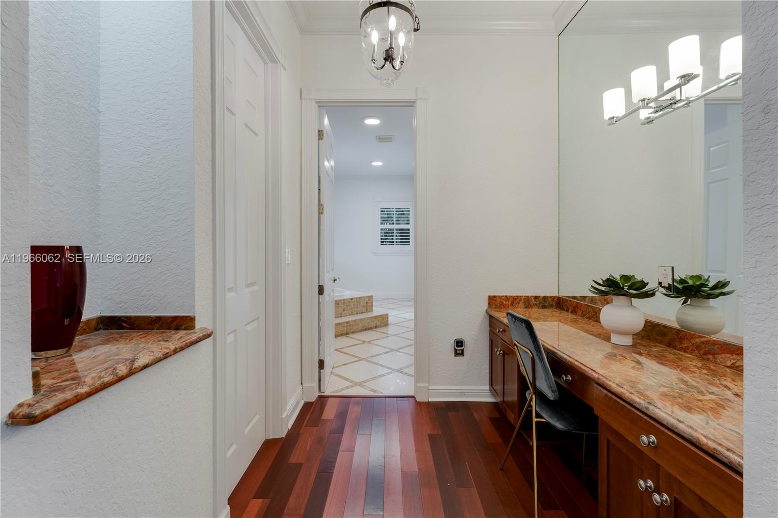 6235 Rolling Rd Dr Pinecrest, FL 33156