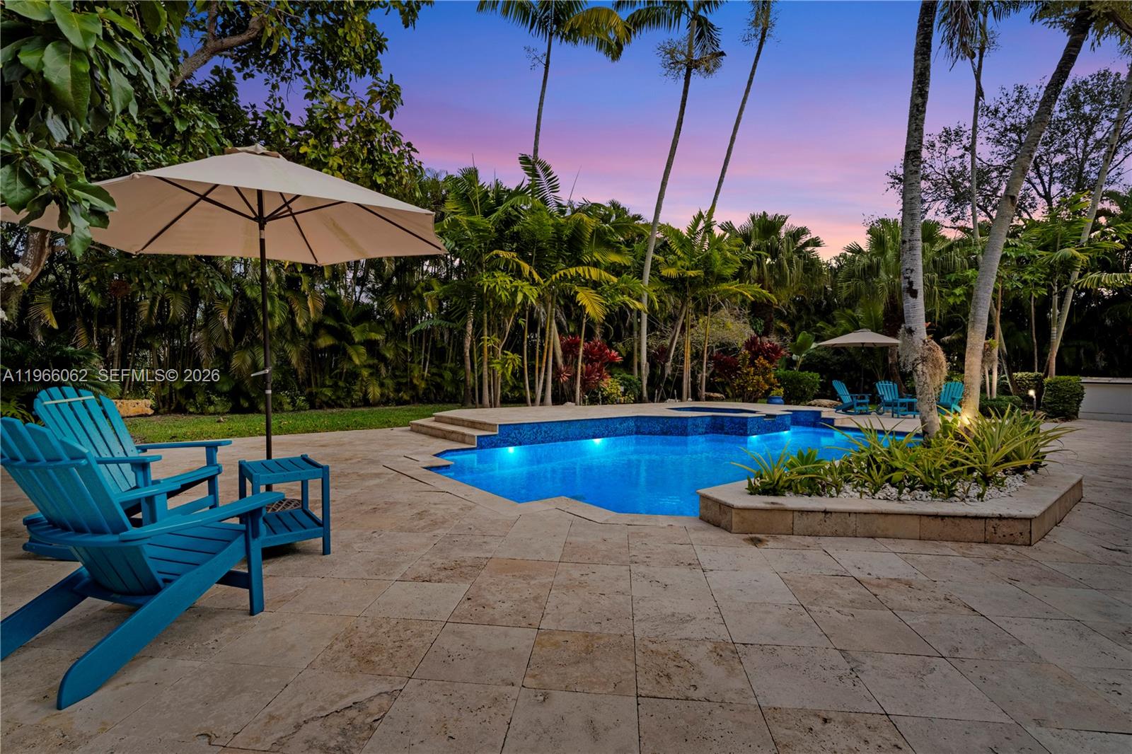 6235 Rolling Rd Dr Pinecrest, FL 33156