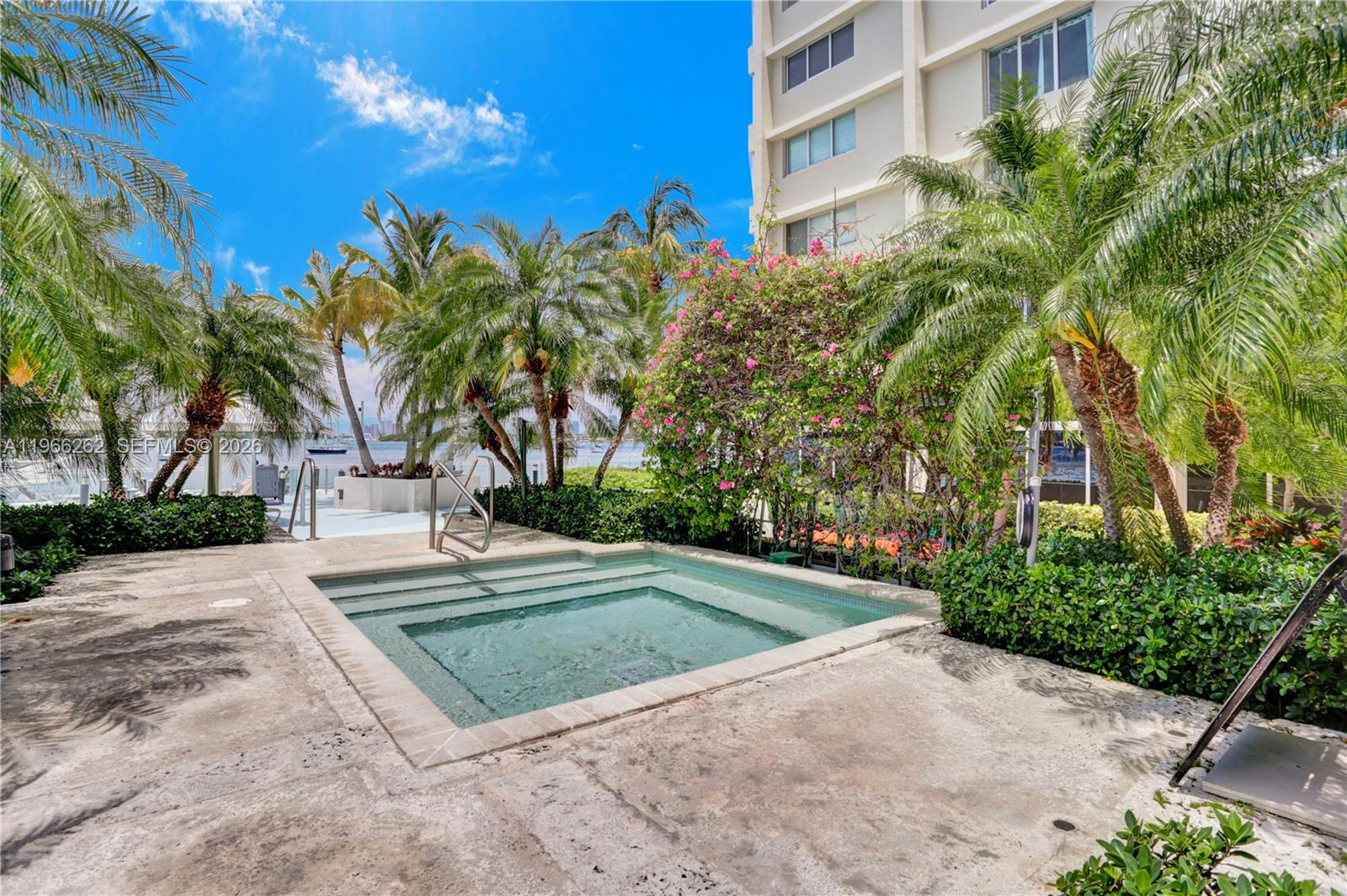 1200 West Ave #521 Miami Beach, FL 33139