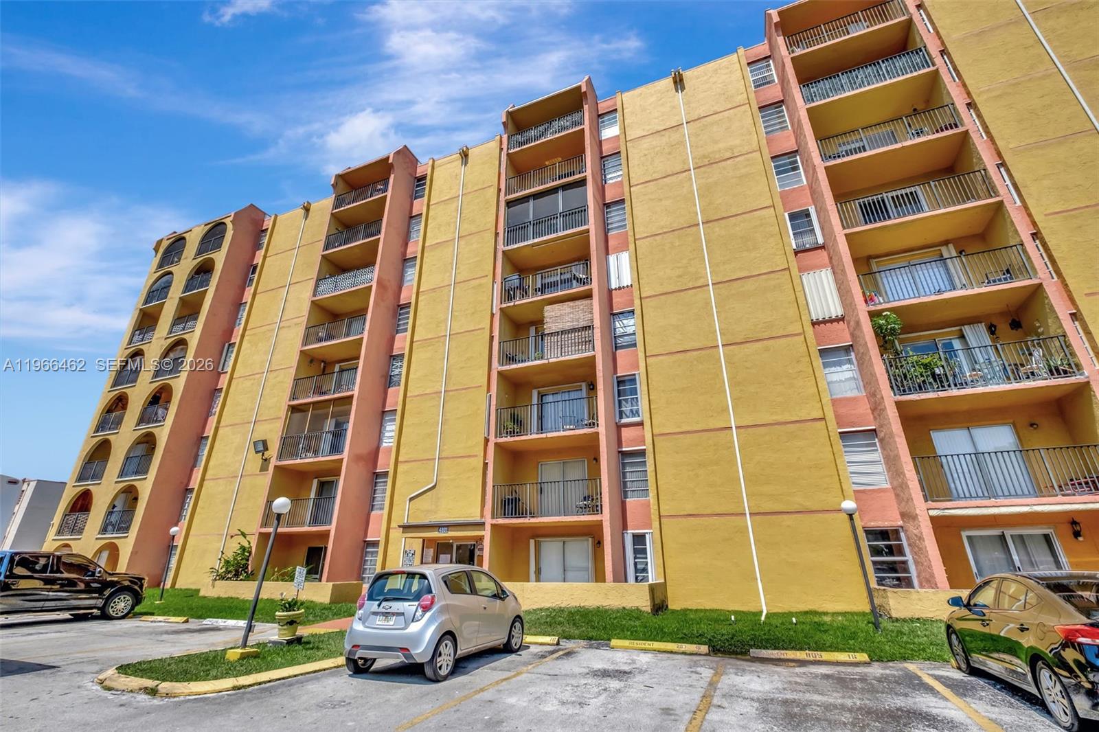 4801 NW 7th St #704-16