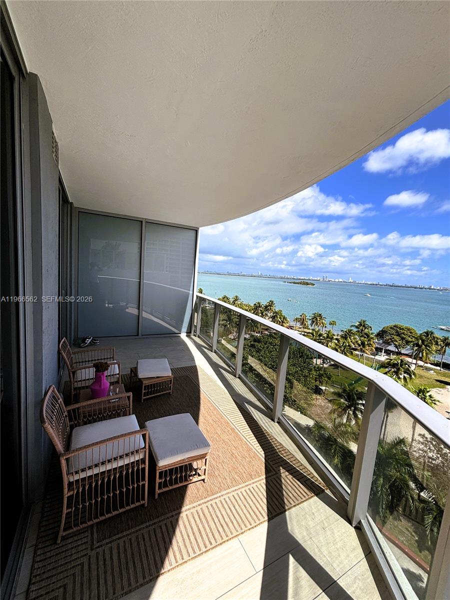 image Aria on the Bay13