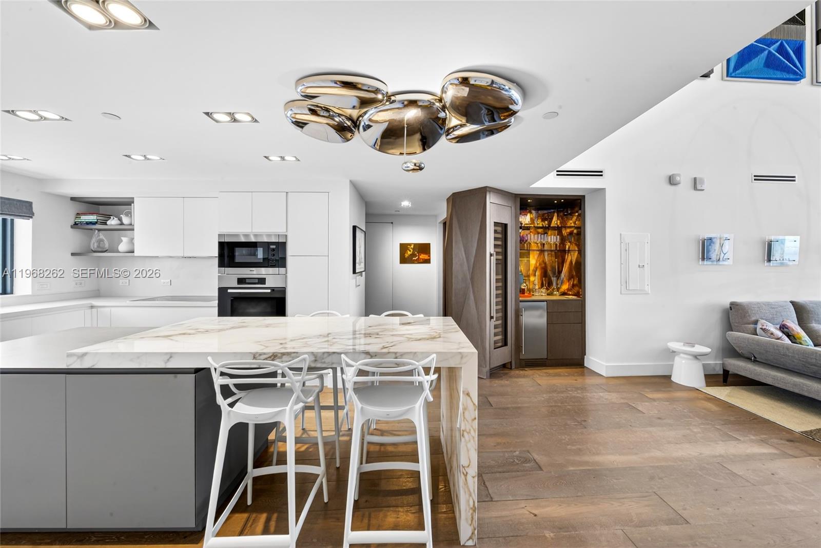 image Blue on the Bay4