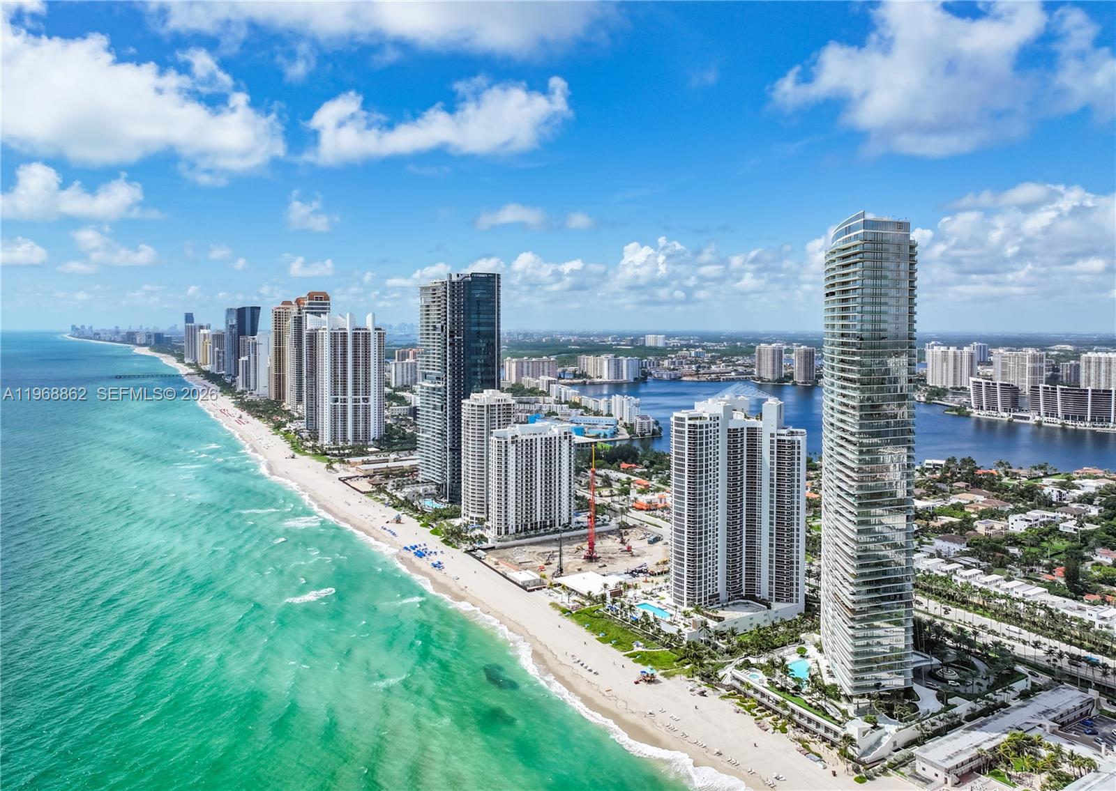 image Residences by Armani Casa40