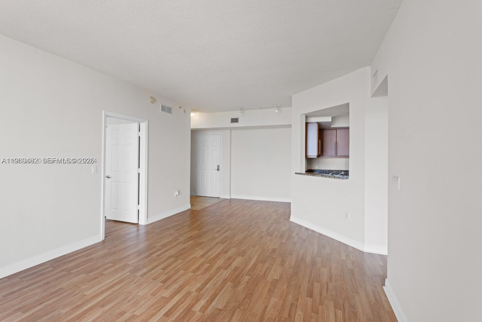 888 S Douglas Rd #1405 Coral Gables, FL 33134