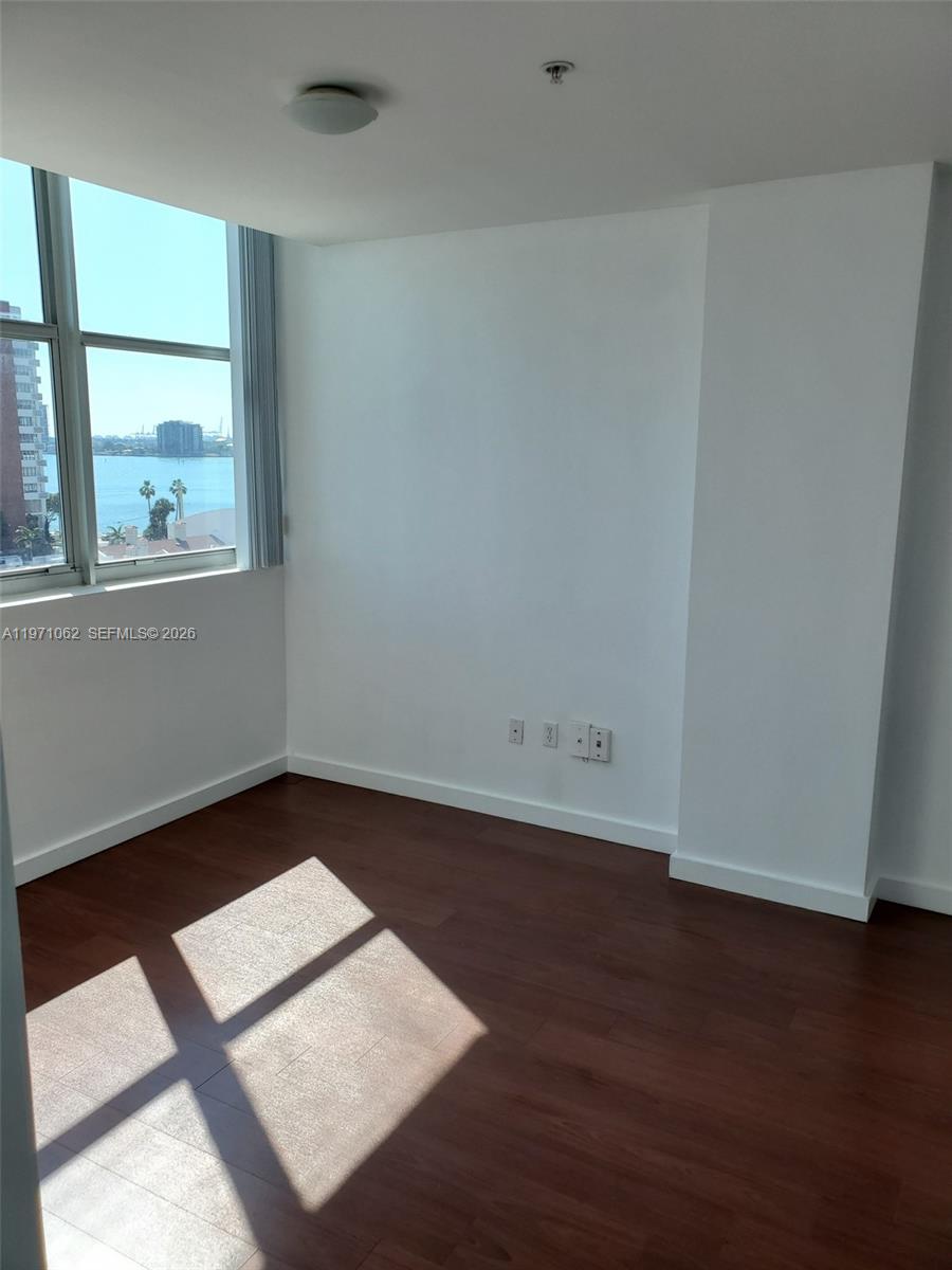 image Edgewater Lofts25