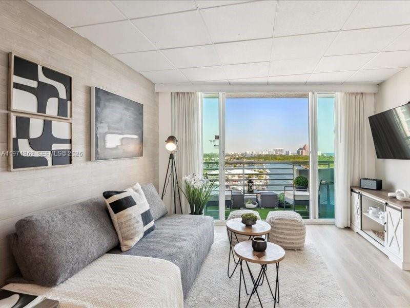 2670 E Sunrise Blvd #1428 Fort Lauderdale, FL 33304