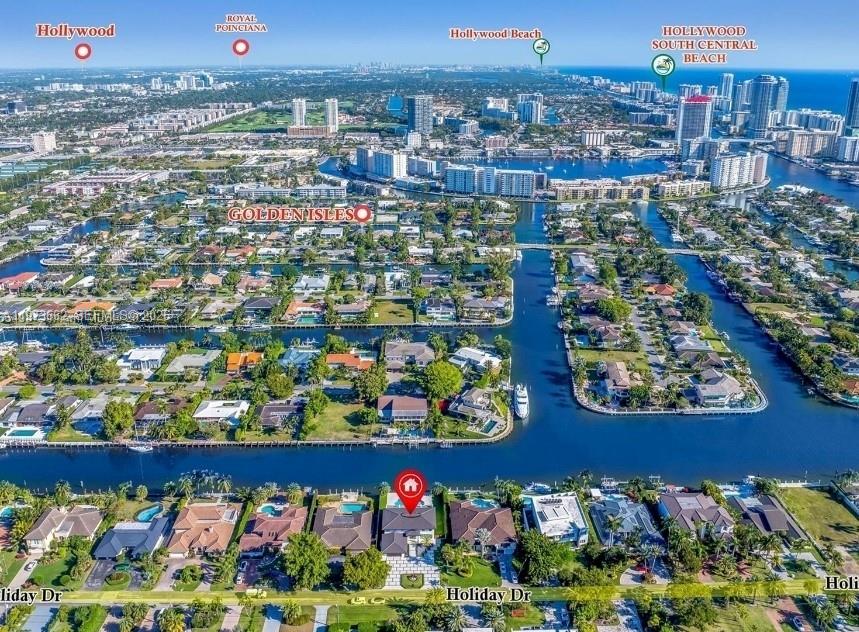 406 Holiday Dr Hallandale Beach, FL 33009