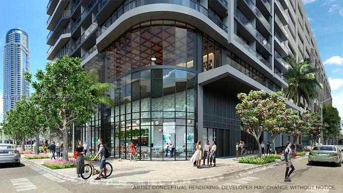 121 NE 5th #501B Miami, FL 33132