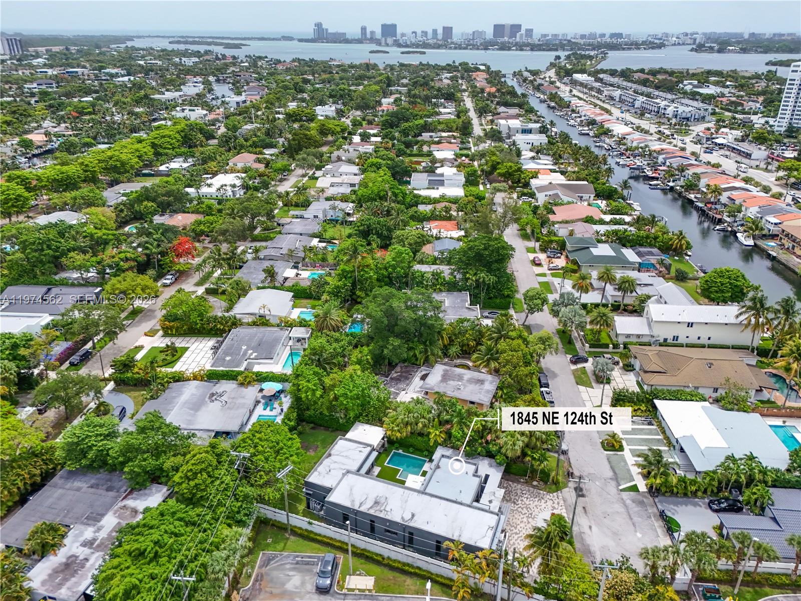 1845 NE 124th St North Miami, FL 33181