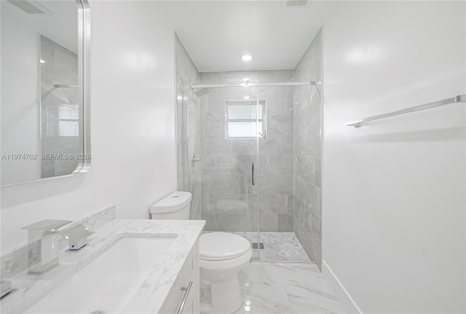 2106 Alfred Dr Boynton Beach, FL 33426