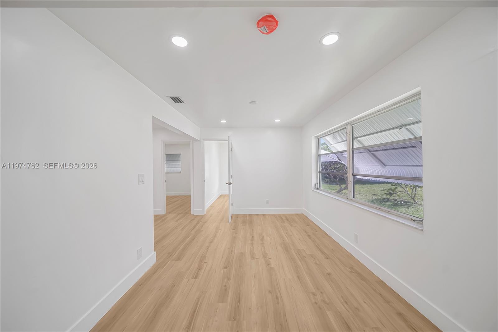 2106 Alfred Dr Boynton Beach, FL 33426