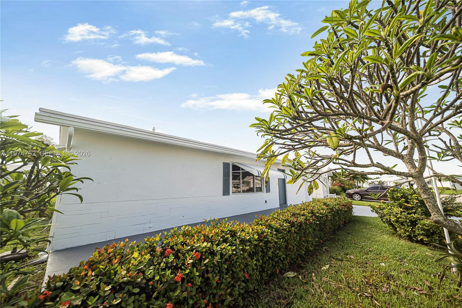 2106 Alfred Dr Boynton Beach, FL 33426