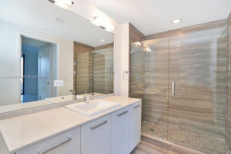 image 1010 Brickell14